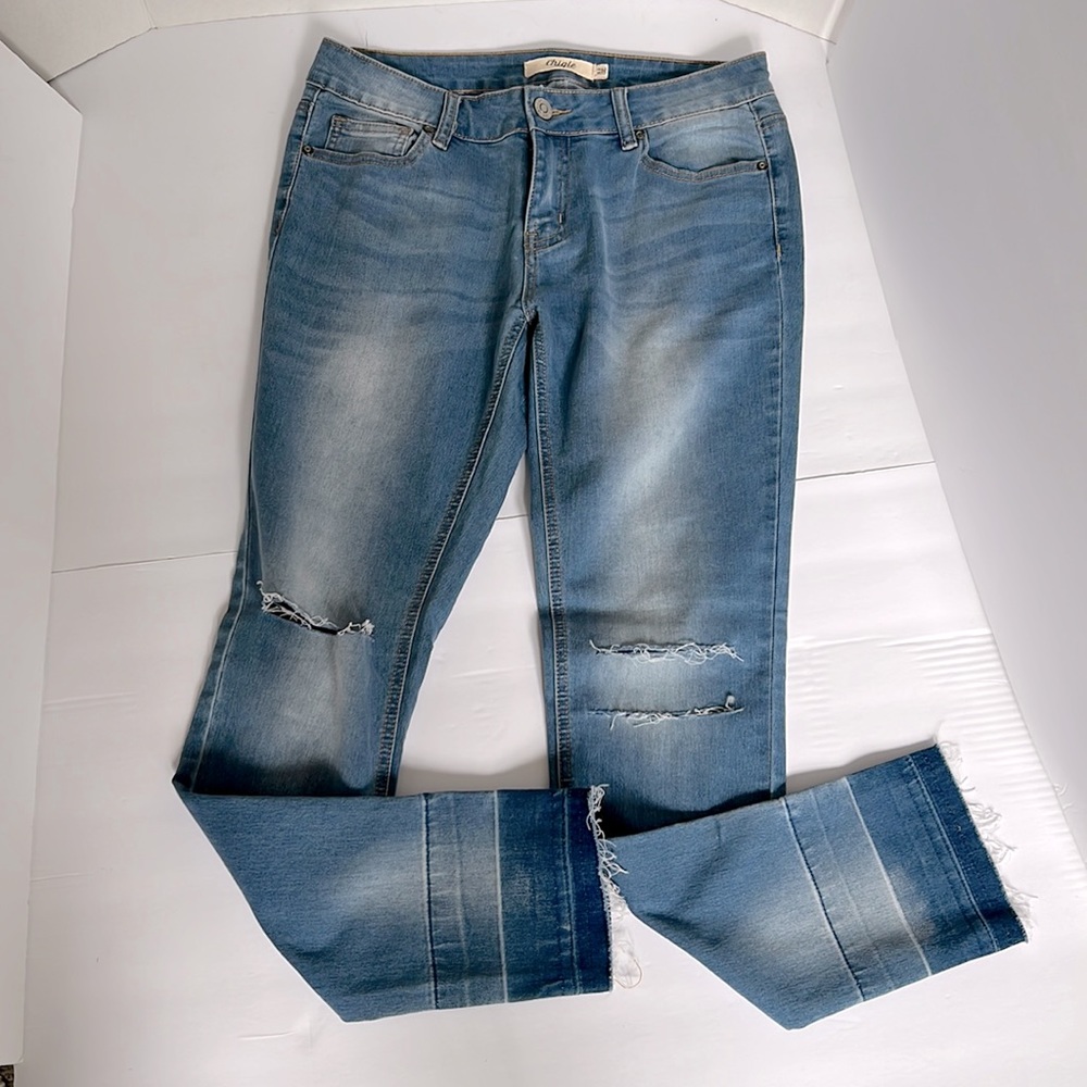 ❄️  CHIGLE SKINNY DISTRESSED JEANS